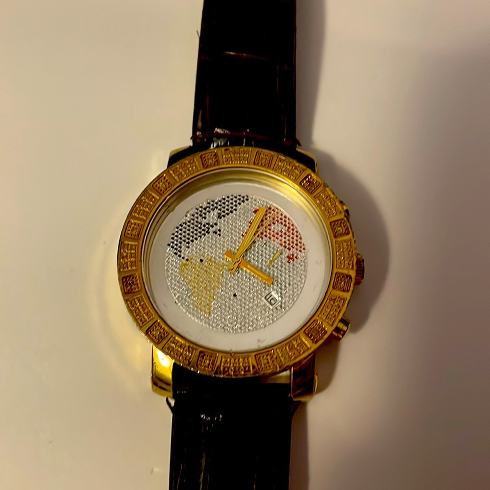 Techno Com. By Kc With Factory Diamond World Map … - image 1